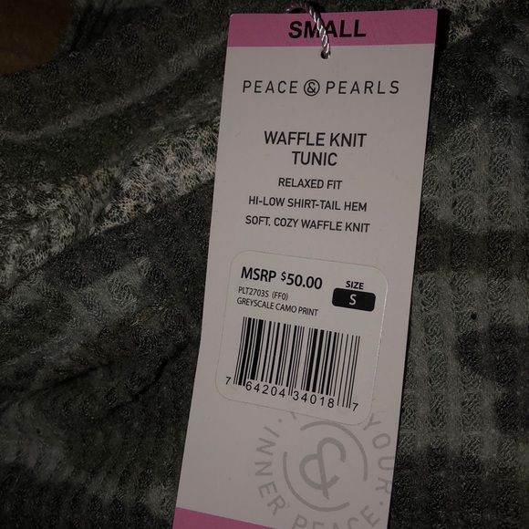 PEACE AND PEARLS WAFFLE KNIT TUNIC GREAT FOR FALL - Picture 4 of 4